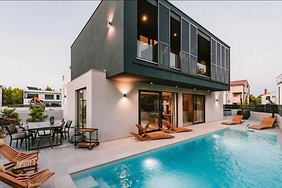 Ferienhaus mit Klimaanlage, Pool
