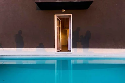 Villa mit einer schönen Aussicht auf den Flus