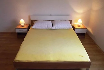 Appartamento Vacanza con famiglia Supetarska Draga