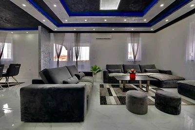 Ferienwohnung mit Pool zur gemeinsamen