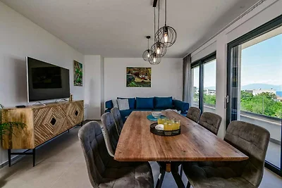 Ferienwohnung mit Meerblick und Pool zur geme