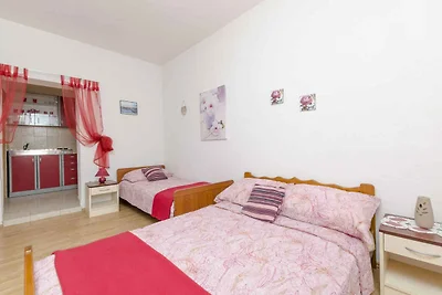 Ferienwohnung mit Klimaanlage und Terrasse