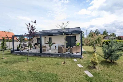 Ferienhaus in ruhiger Lage mit grosser Terras