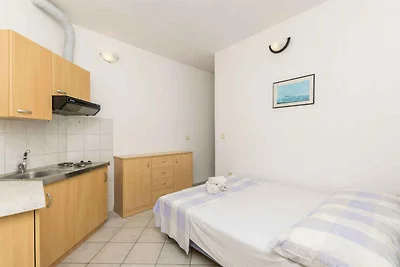 Ferienwohnung mit Balkon und Pool