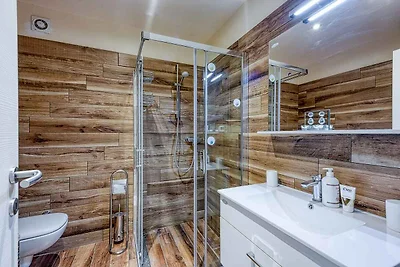 Ferienwohnung mit Balkon und Klimaanlage