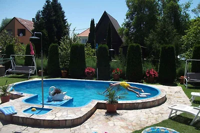 Ferienhaus mit beheizbarem Pool und