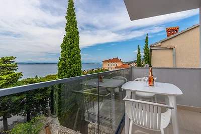 Ferienwohnung mit Meerblick und Pool