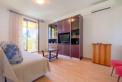 Ferienwohnung Balkon mit Möbeln