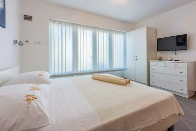 Appartamento Vacanza con famiglia Biograd na Moru