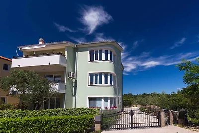 Studio mit Terrasse und Klimaanlage