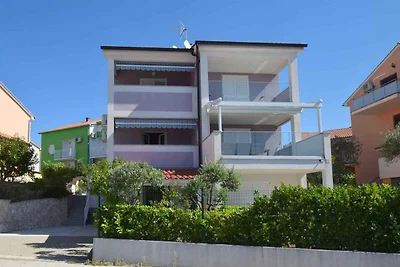 Ferienwohnung mit Balkon und Meerblick