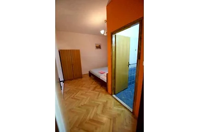 Ferienwohnung mit möbiliertem Balkon