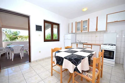 Ferienwohnung mit Terrasse und Klimaanlage