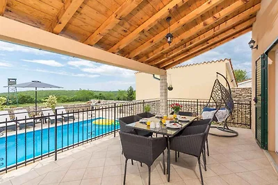 Villa mit Pool