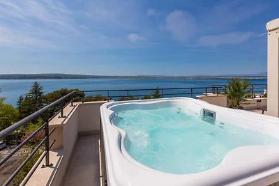 Ferienwohnung in Strandnähe mit Whirlpool