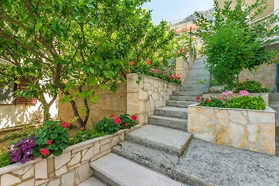 Ferienwohnung mit Balkon und Grill