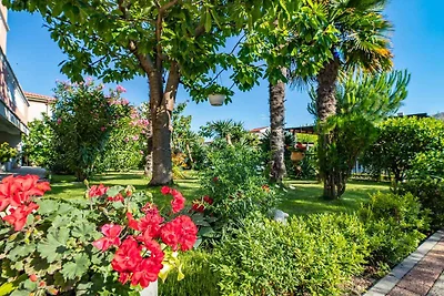 Studio mit 20qm Terrasse in Zentrumsnähe