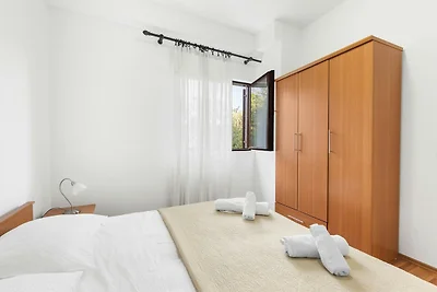 Apartment im Erdgeschoss mit drei Schlafzimme