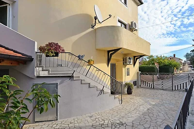 Ferienwohnung mit Terrasse und Klimaanlage