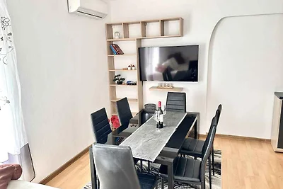 Ferienwohnung mit Terrasse und Klimaanlage