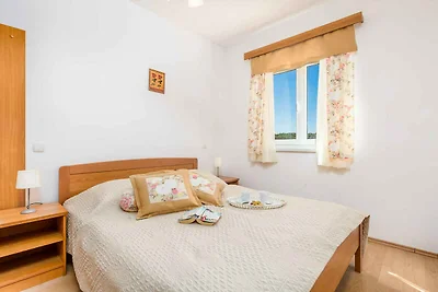 Charmantes Ferienapartment Pavica in Palit au