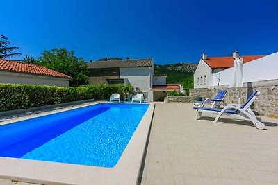 FerienHaus mit Aussenpool und Klimaanlage