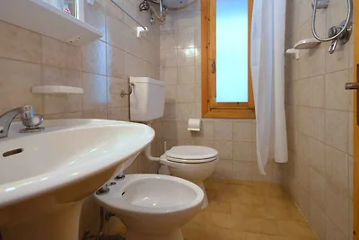 Ferienwohnung mit Klimaanlage und Balkon