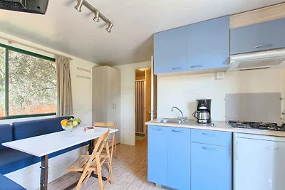 Mobilehome mit schöner, halb überdachter