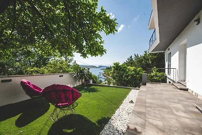 Villa mit Klimaanlage und Meerblick