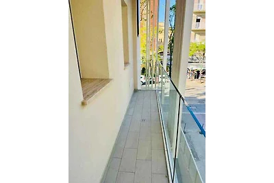 Ferienwohnung mit Klimaanlage, Balkon und