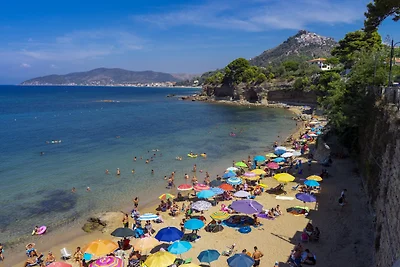 Ferienhaus mit Terrasse und Klimaanlage