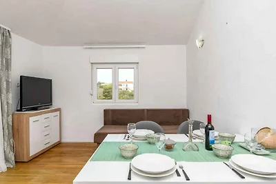 Apartamento Vacaciones familiares Necujam