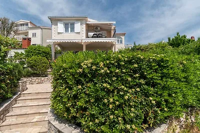Appartamento Vacanza con famiglia Okrug Gornji