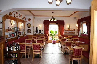Ferienwohnung mit Balkon und WIFI