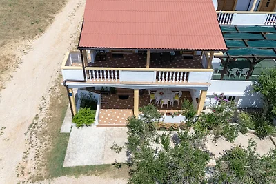Ferienwohnung mit Terrasse und Klimaanlage
