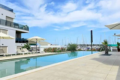 Ferienwohnung modern mit Schwimmbad