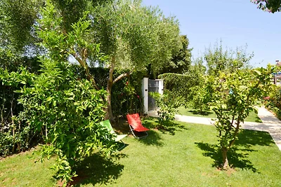Ferienwohnung mit Garten und Kinderspielplatz
