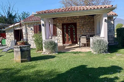 Ferienhaus in der Natur und ruhiger Lage