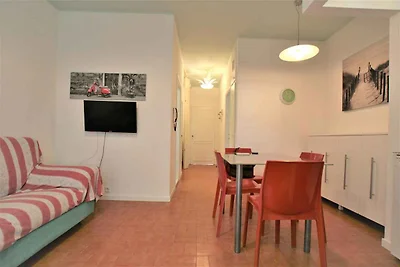 Ferienwohnung direkt am Strand mit Pool