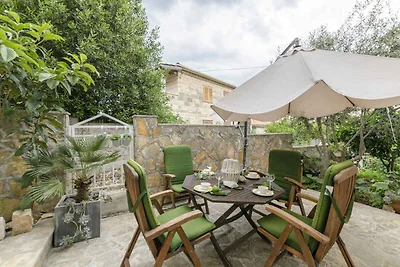 Ferienwohnung mit Klimaanlage und Terrasse