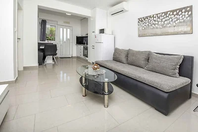 Ferienwohnung mit Terrasse und Grill