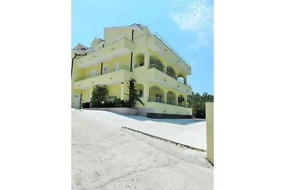 Appartamento Vacanza con famiglia Okrug Gornji