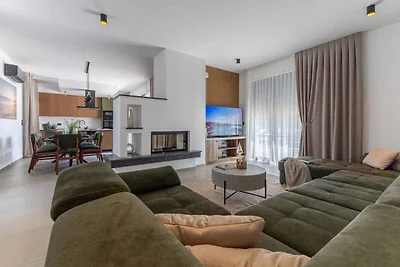 Elegante Villa mit privatem Pool, Terrasse un