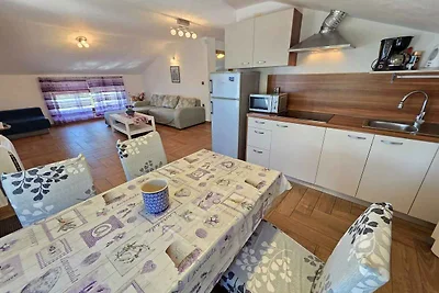 Ferienwohnung mit Meerblick nur 150 m vom