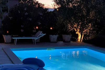 Ferienwohnung mit Pool und Klimaanlage