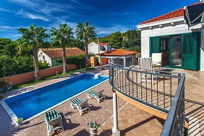 Vakantiehuis Ontspannende vakantie Sumartin