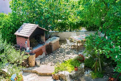 Gemütliche Ferienwohnung Ivo mit Balkon und G