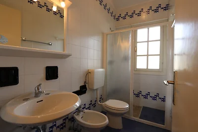 Ferienwohnung mit Klimaanlage und Balkon