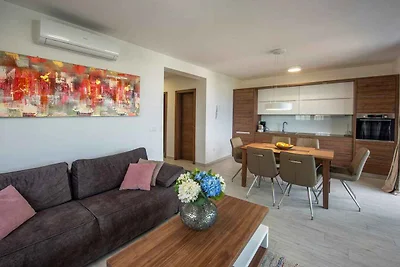 Ferienwohnung mit Pool und Klimaanlage