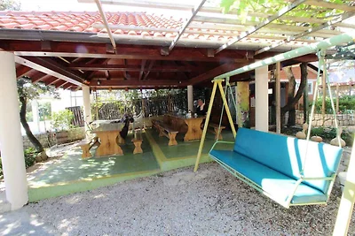 Ferienwohnung mit Klimaanlage und Garten